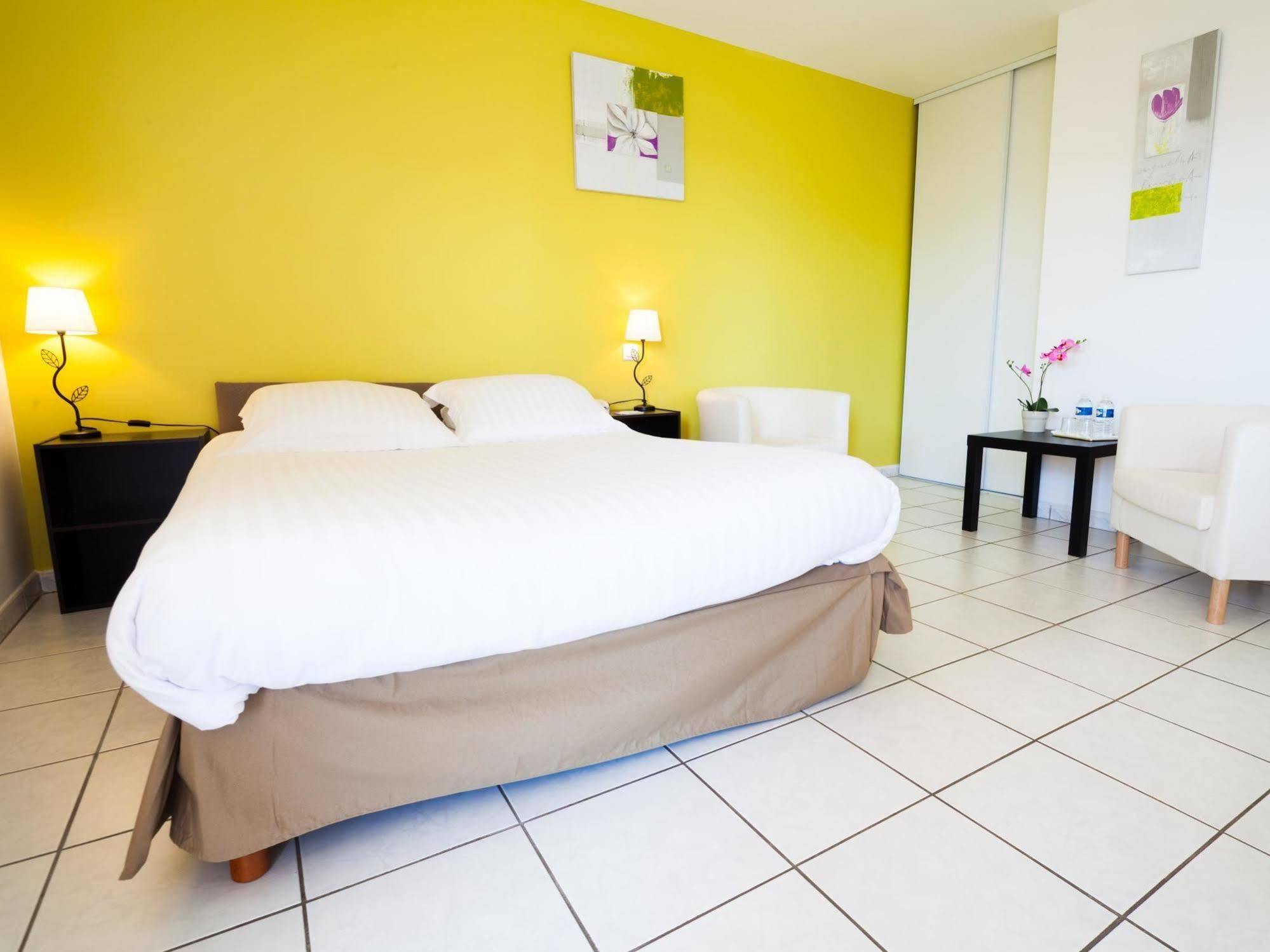 Le Grand Jardin Hotel Aujargues